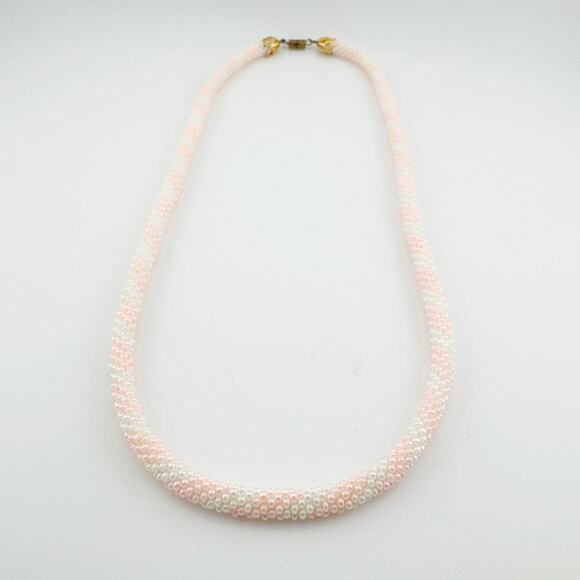 Vintage Pink White Beaded Rope Necklace Gold‎ Tone Filigree Clasp Handmade - Picture 2 of 11